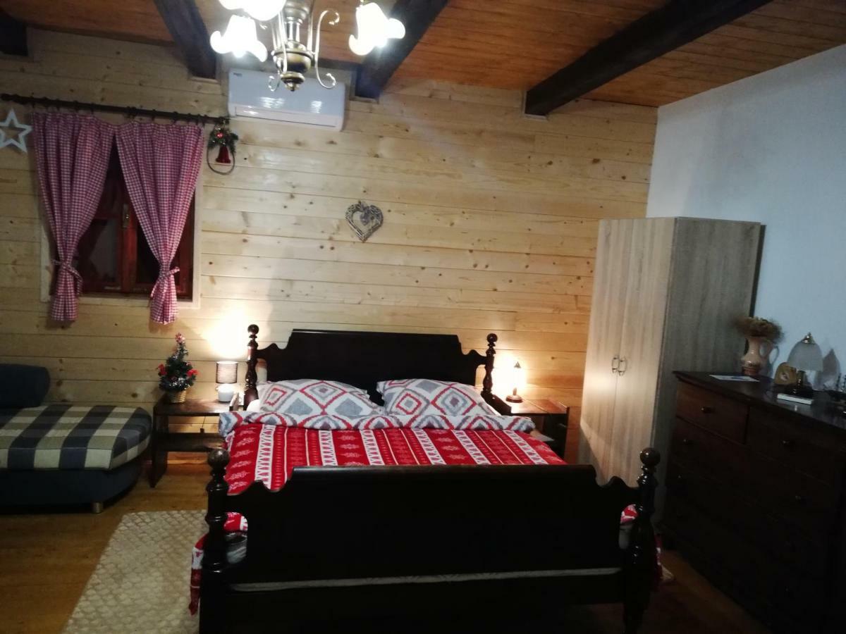 Hotel Pod Orehom Drvena Kuca I Sauna Krapina Exteriér fotografie