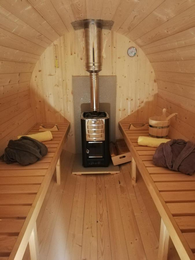 Hotel Pod Orehom Drvena Kuca I Sauna Krapina Exteriér fotografie