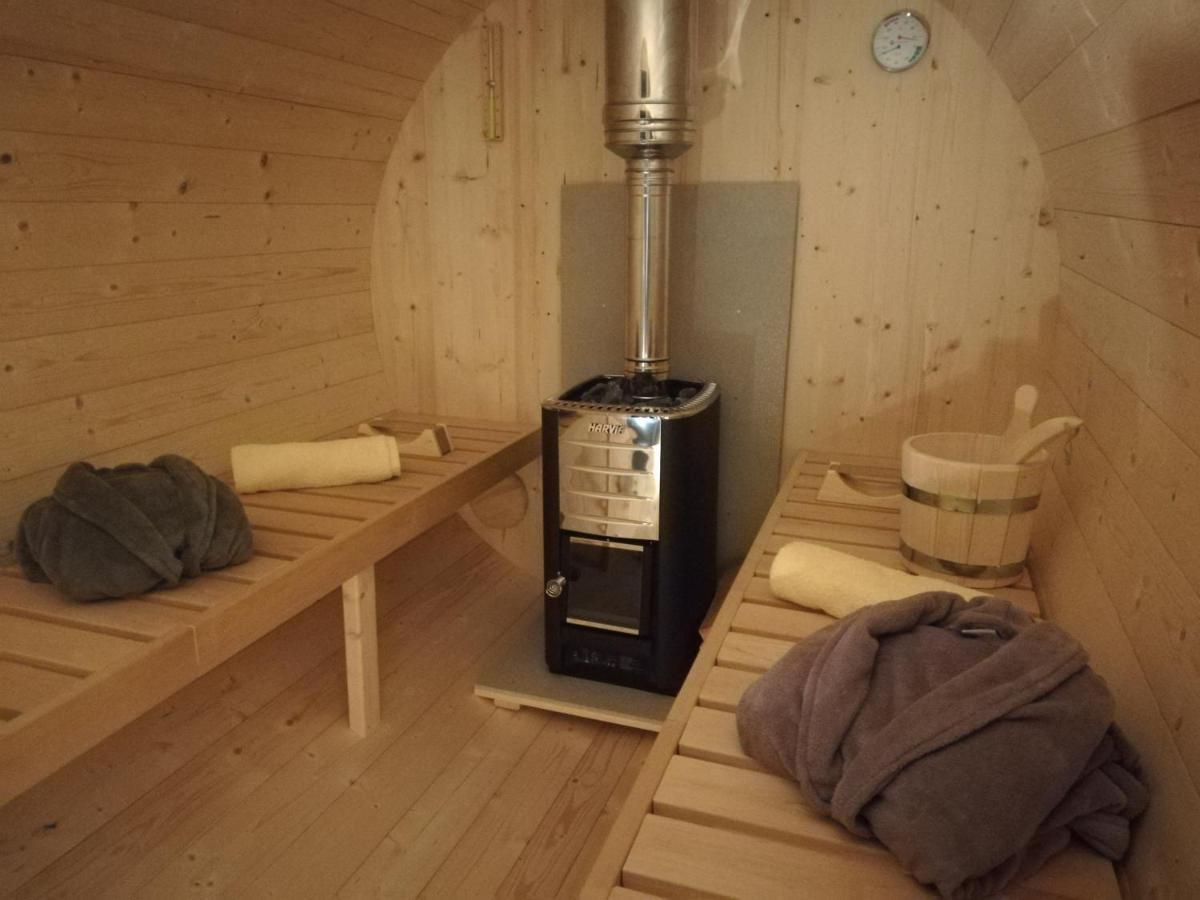 Hotel Pod Orehom Drvena Kuca I Sauna Krapina Exteriér fotografie